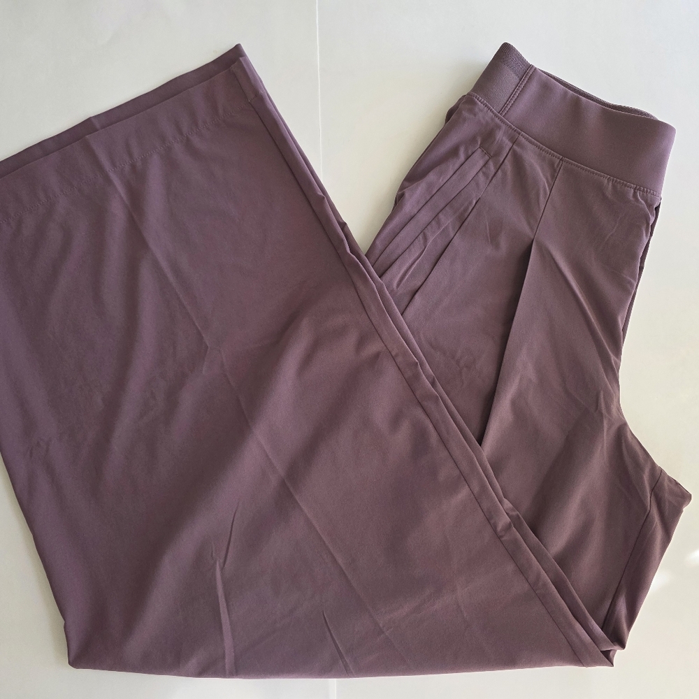 Athleta Brooklyn Heights High Rise Pleated Wide Leg Pants Mauve SZ 6 - Picture 4 of 11